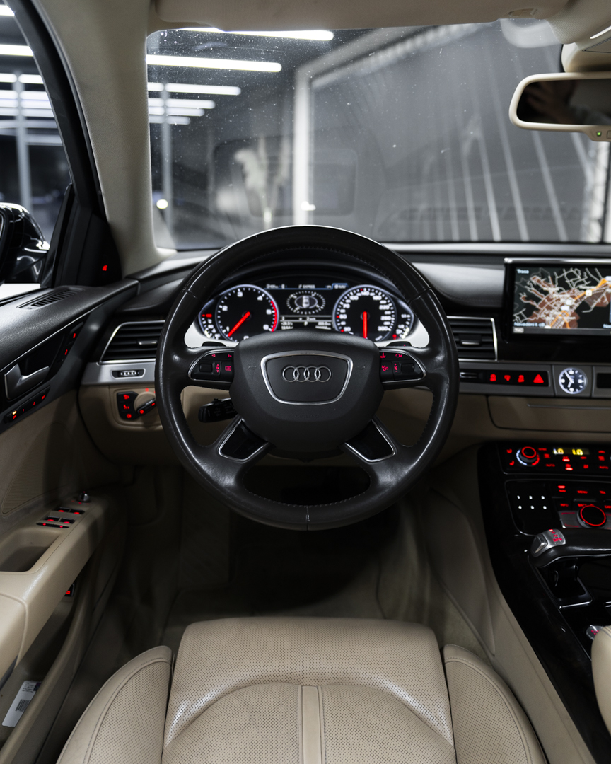 AUDI A8 L 4.2 BUSINESS
