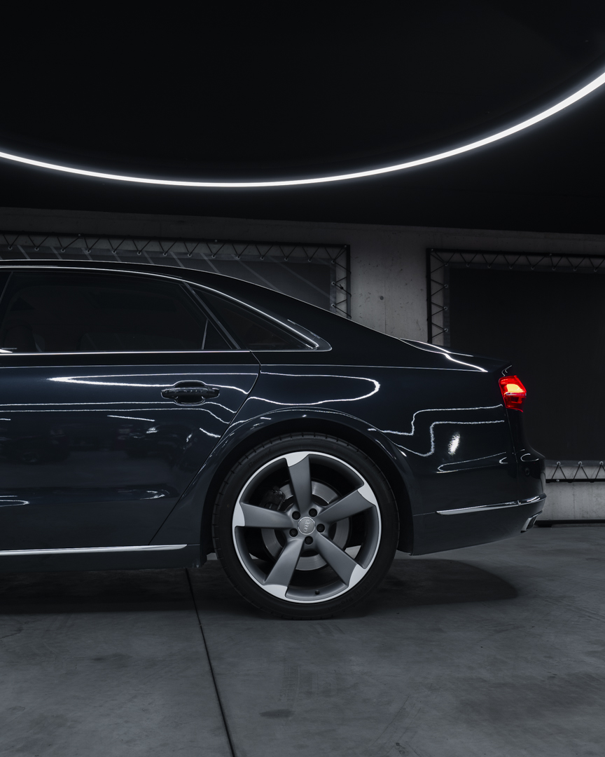 AUDI A8 L 4.2 BUSINESS