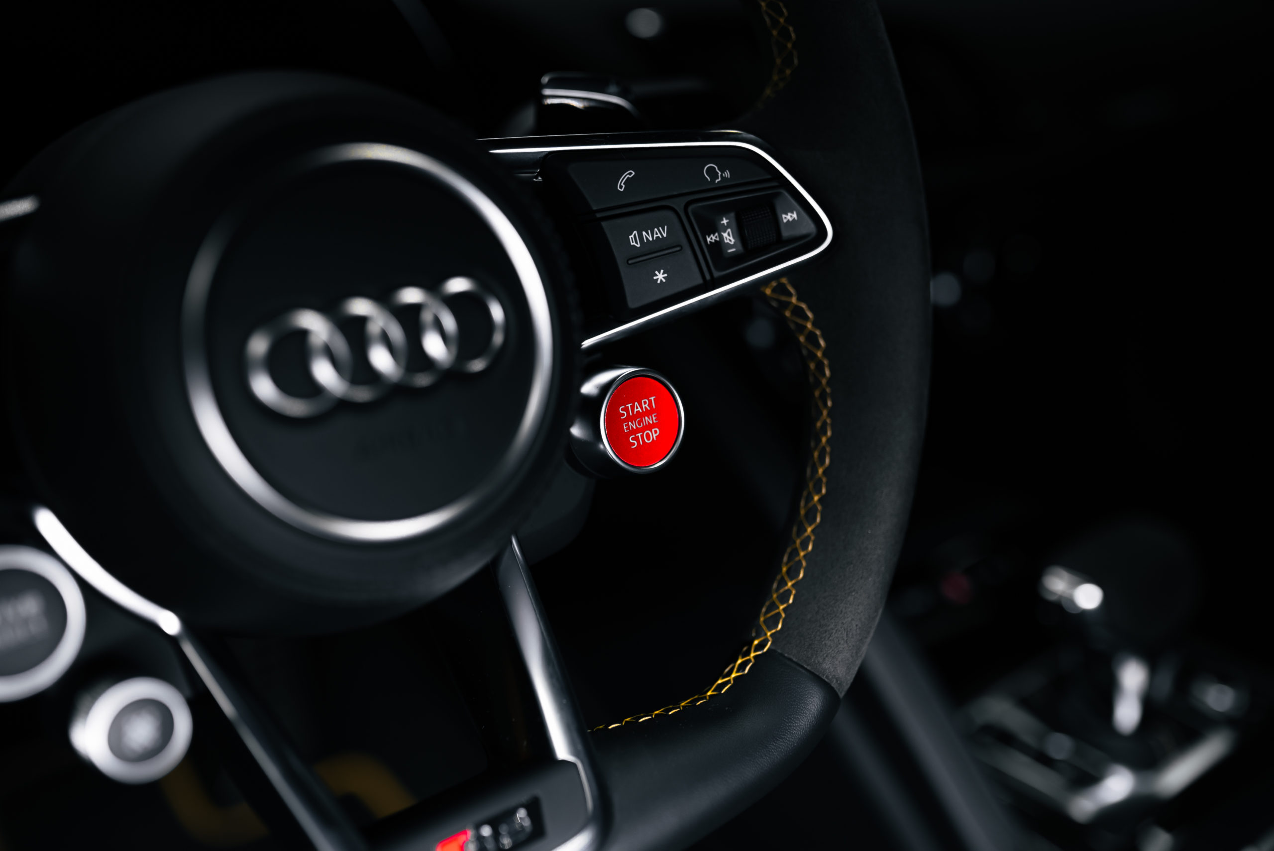 AUDI R8 COUPE V10 PERFORMANCE QUATTRO