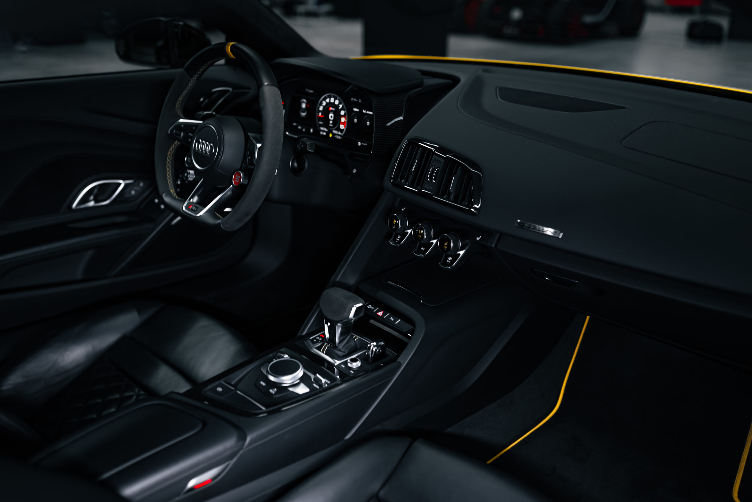 AUDI R8 COUPE V10 PERFORMANCE QUATTRO