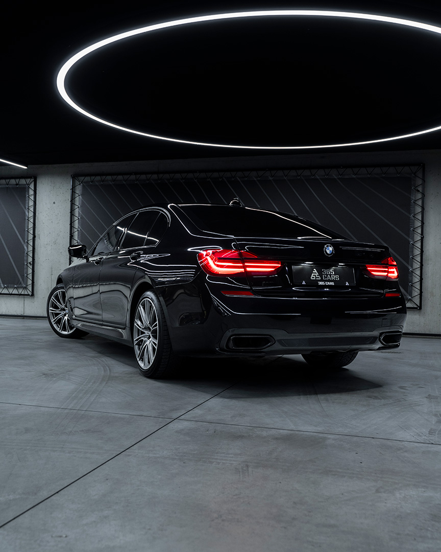 BMW 750I XDRIVE M