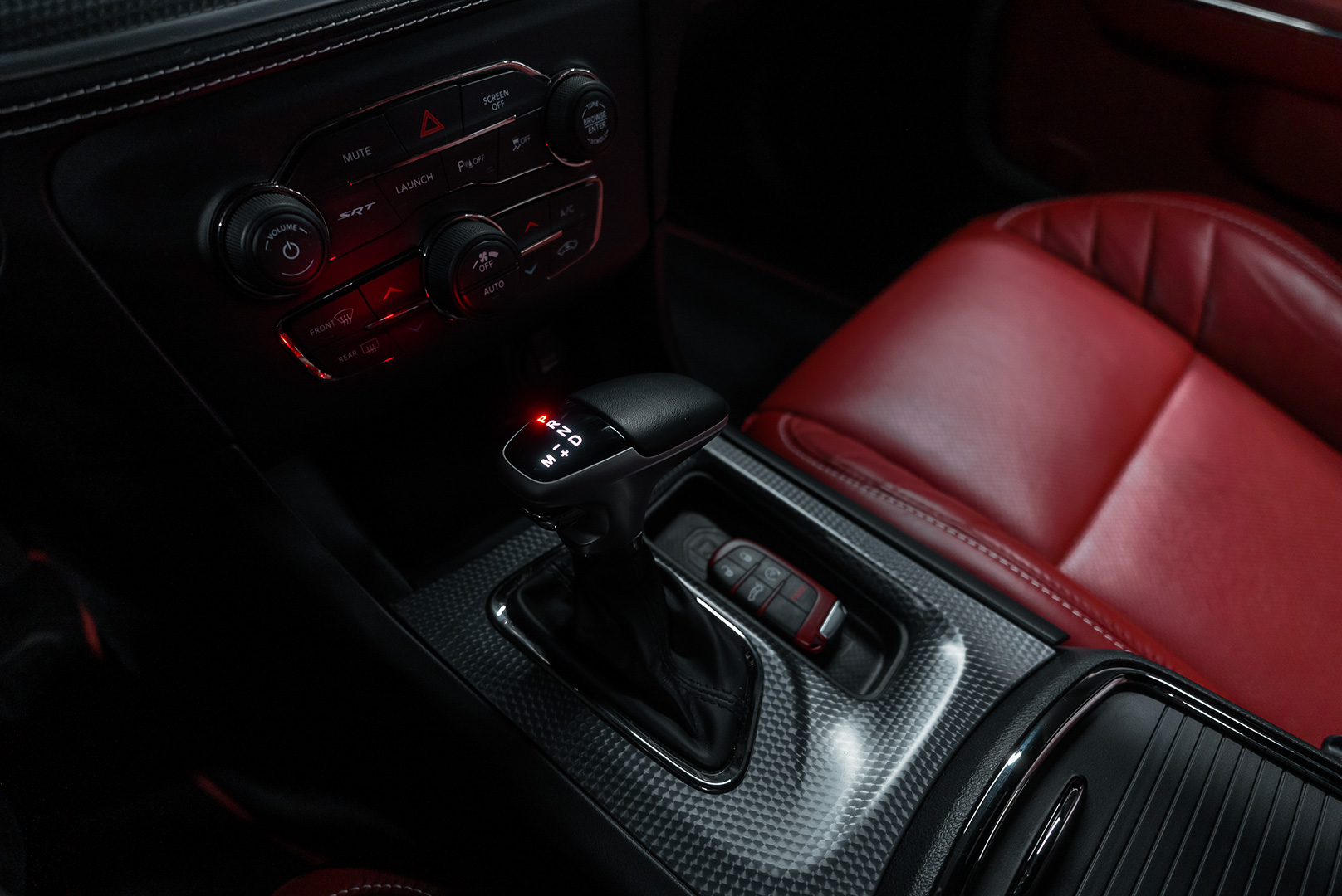 DODGE CHARGER SRT HELLCAT