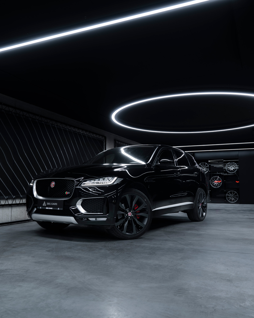 JAGUAR F-PACE S