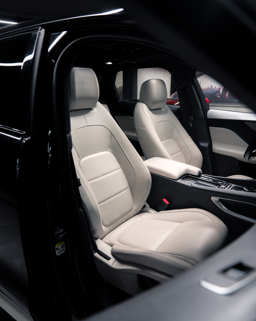 JAGUAR F-PACE S