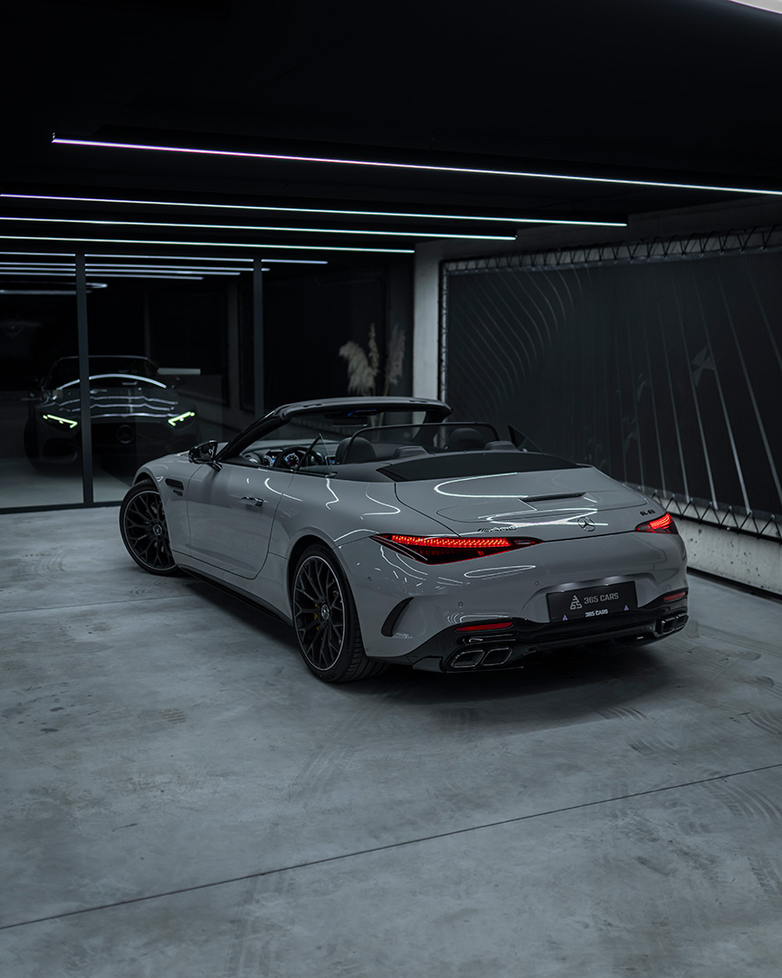 MERCEDES-BENZ AMG SL 63 (2023)