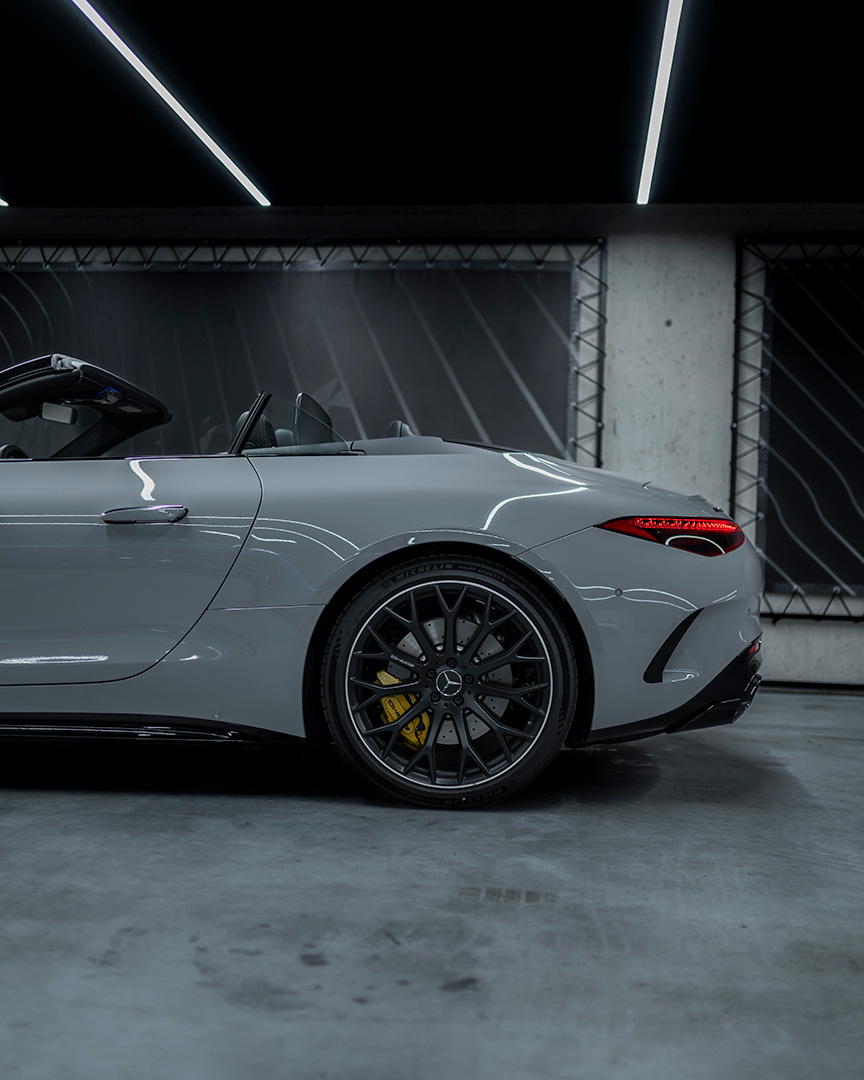 MERCEDES-BENZ AMG SL 63 (2023)