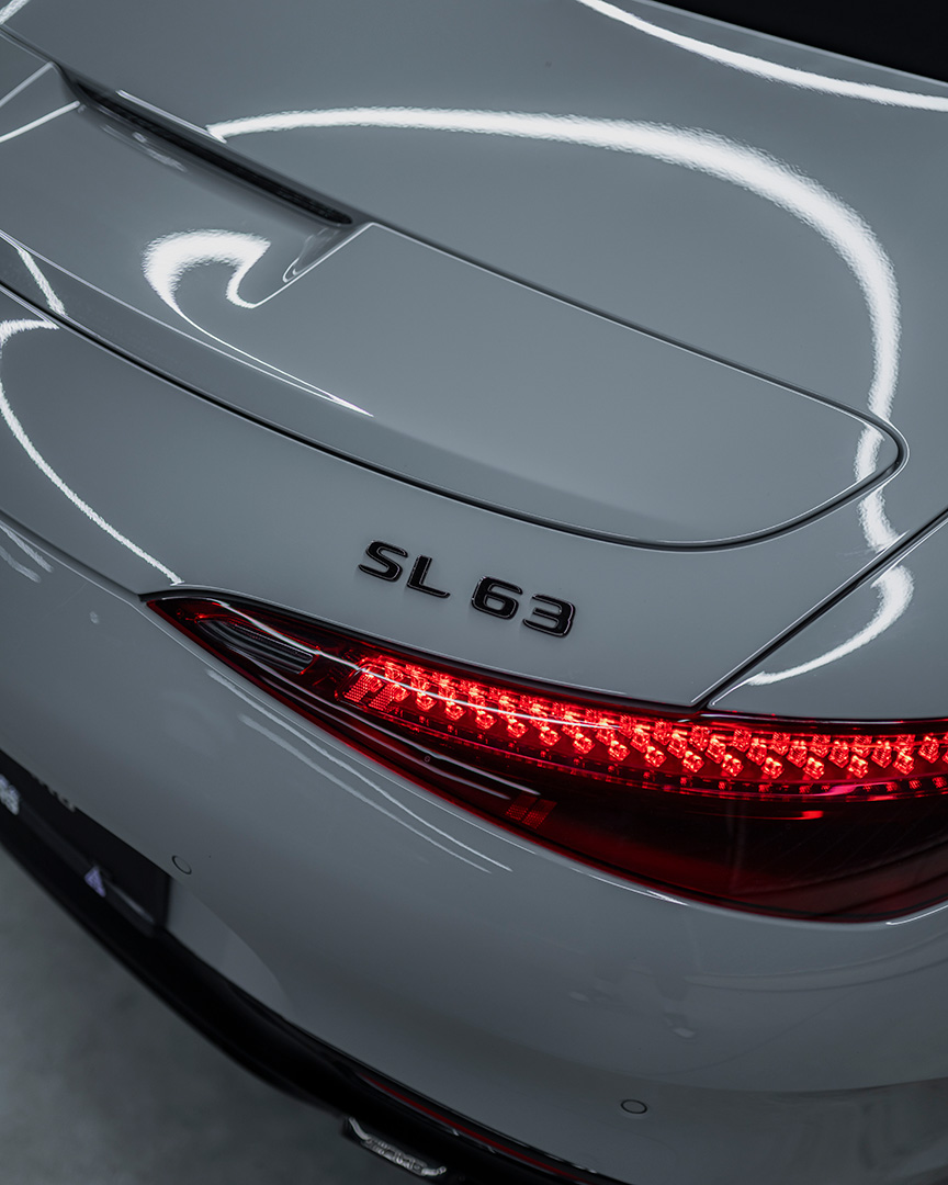 MERCEDES-BENZ AMG SL 63 (2023)