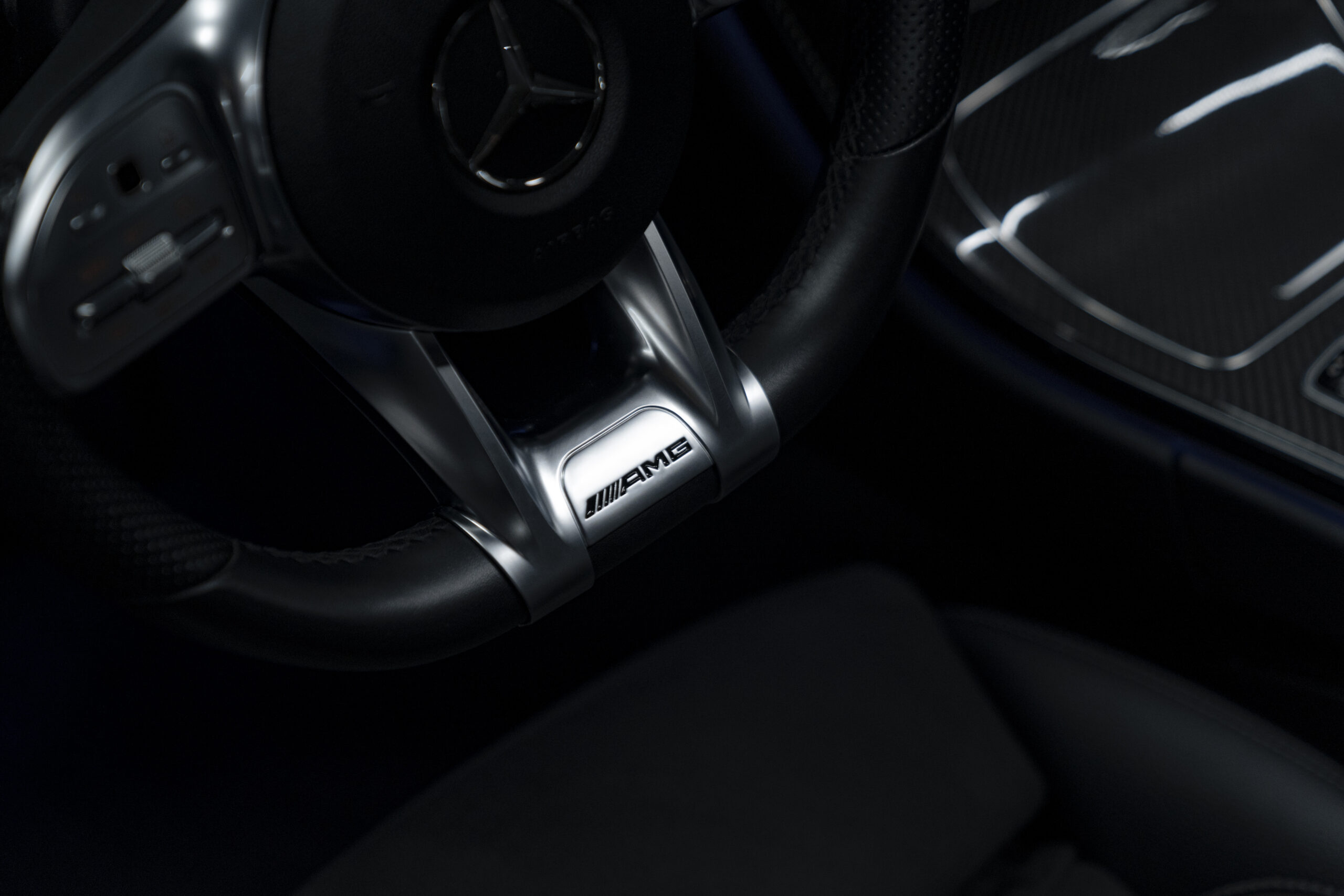 MERCEDES-BENZ C200 COUPE AMG