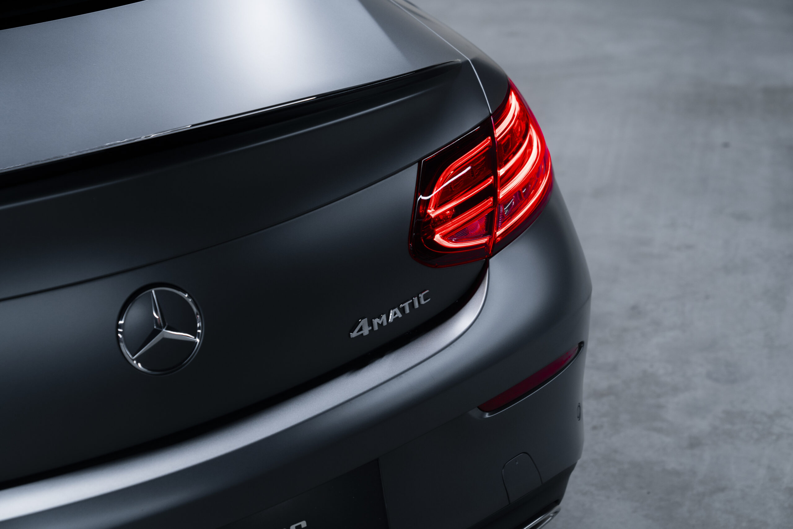 MERCEDES-BENZ C200 COUPE AMG