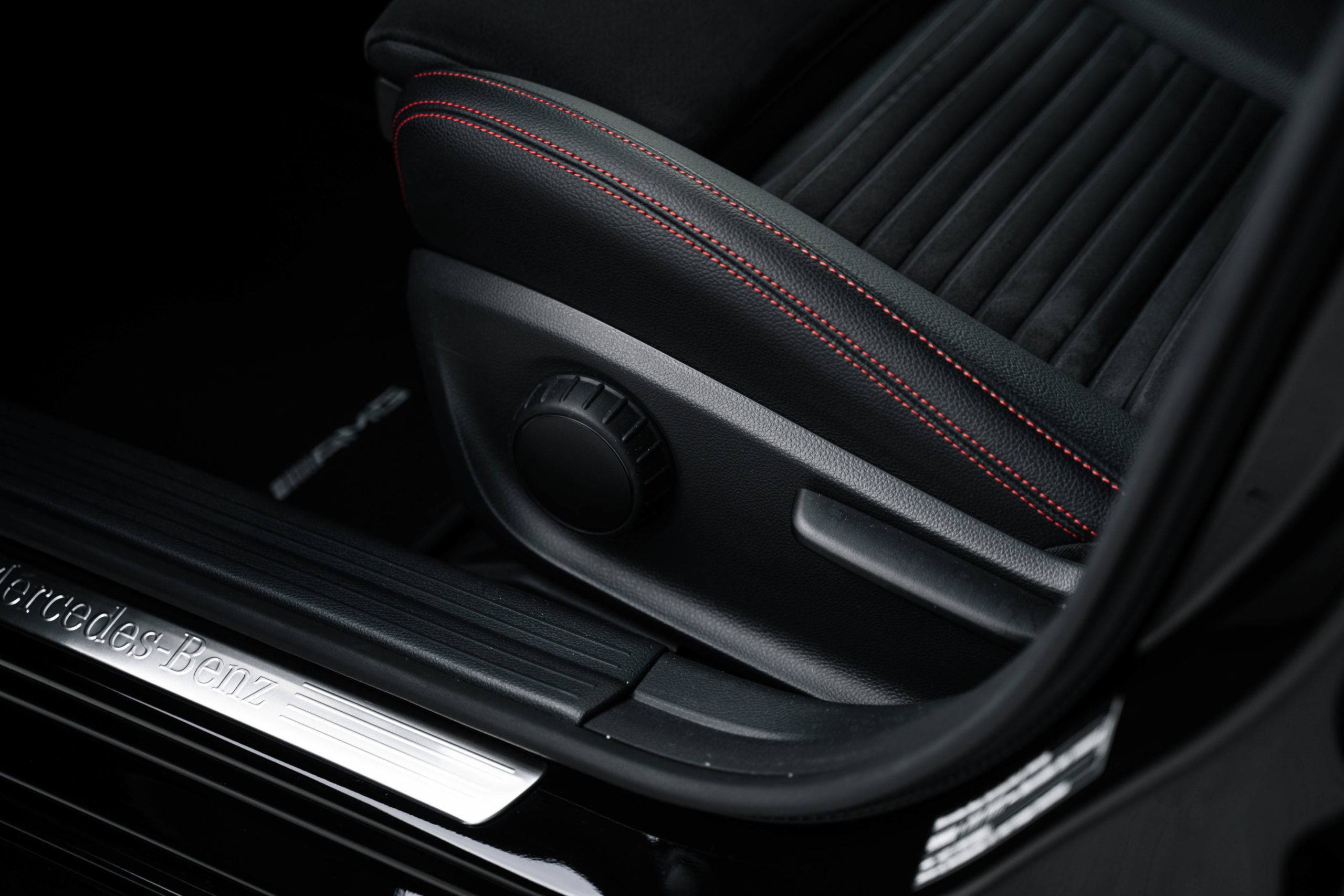 MERCEDES-BENZ CLA 180 AMG line facelift