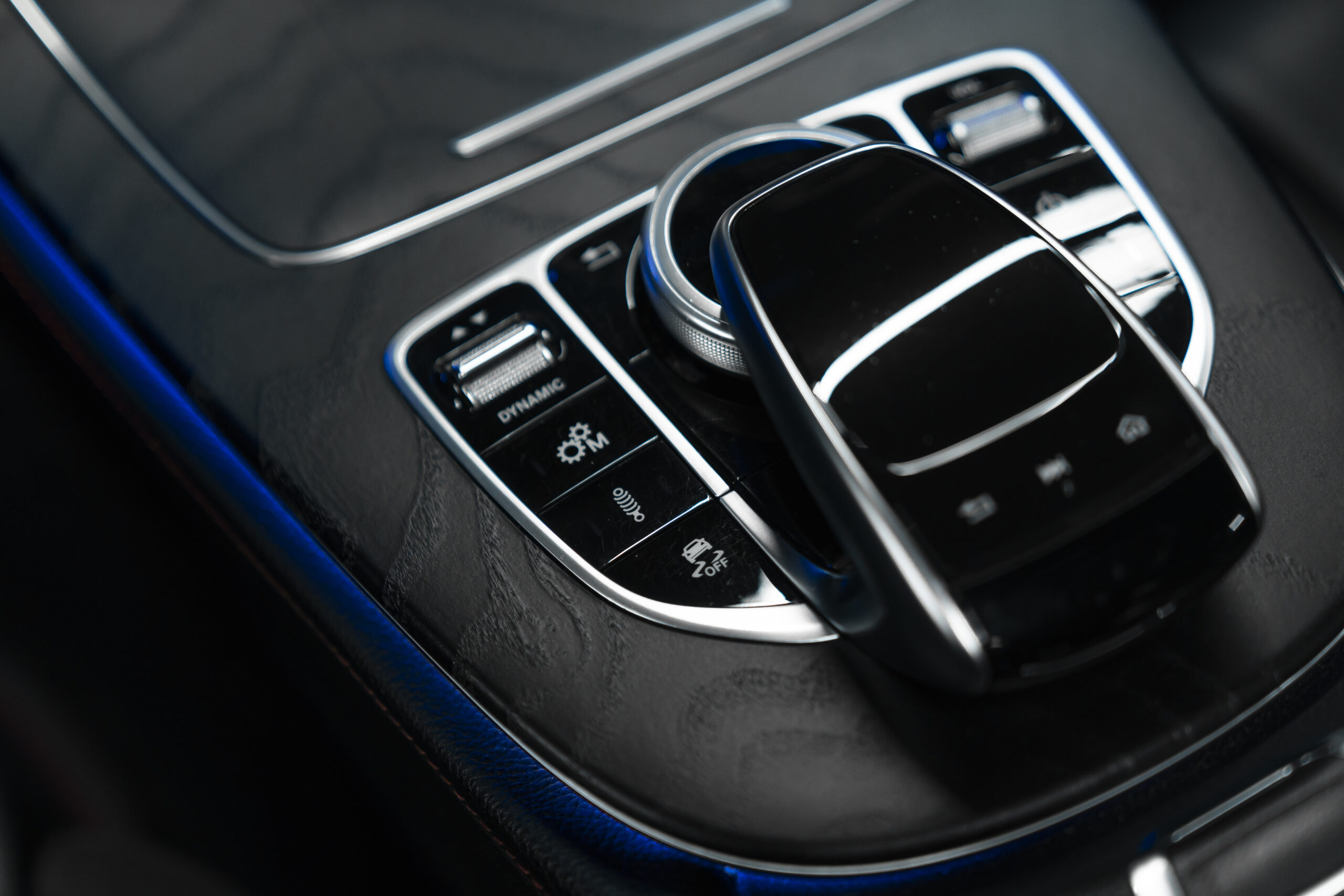 MERCEDES-BENZ E53 AMG