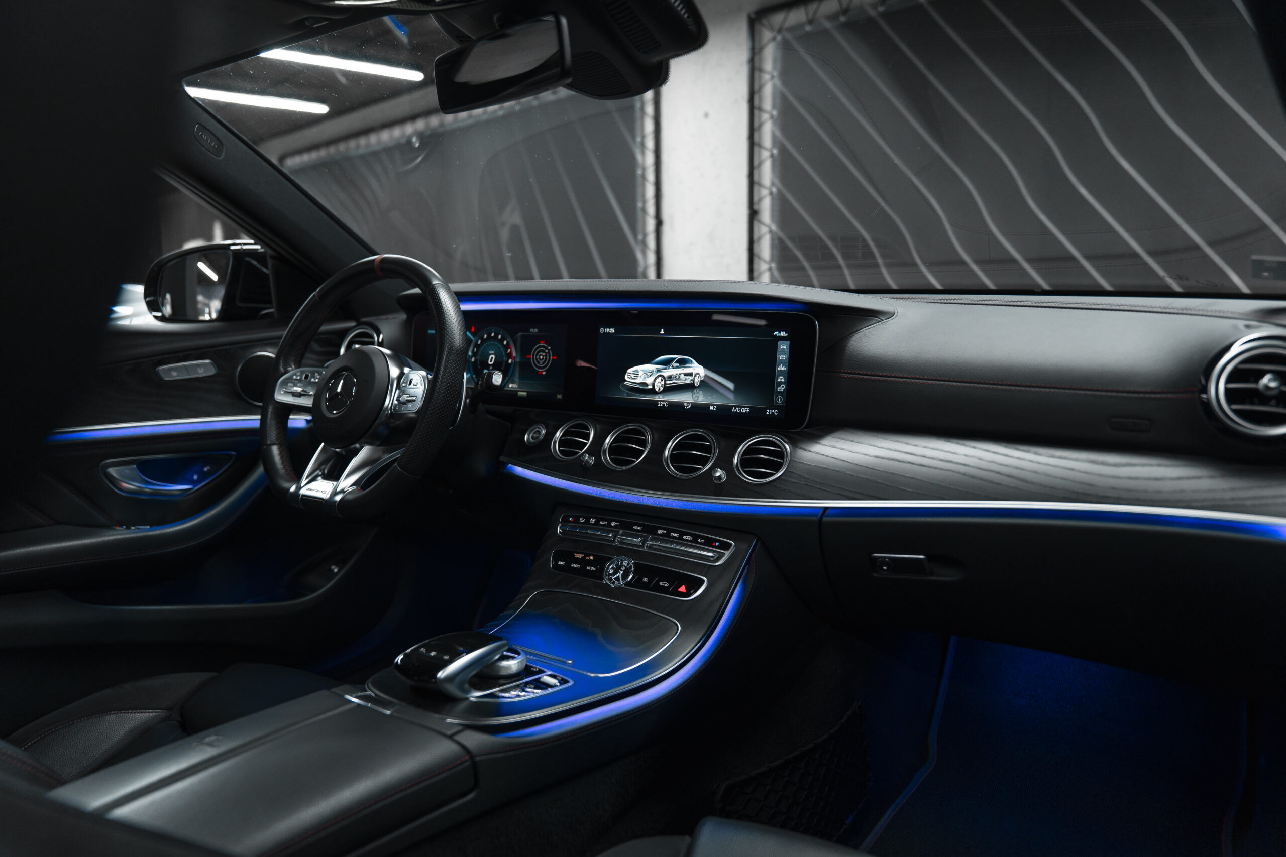 MERCEDES-BENZ E53 AMG