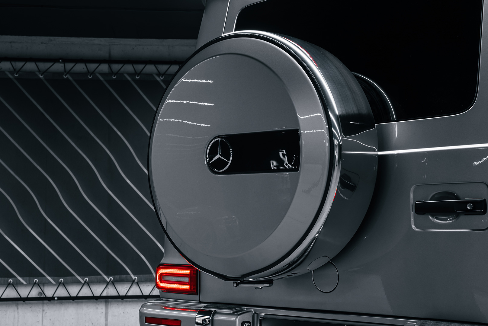 MERCEDES-BENZ G 500 AMG