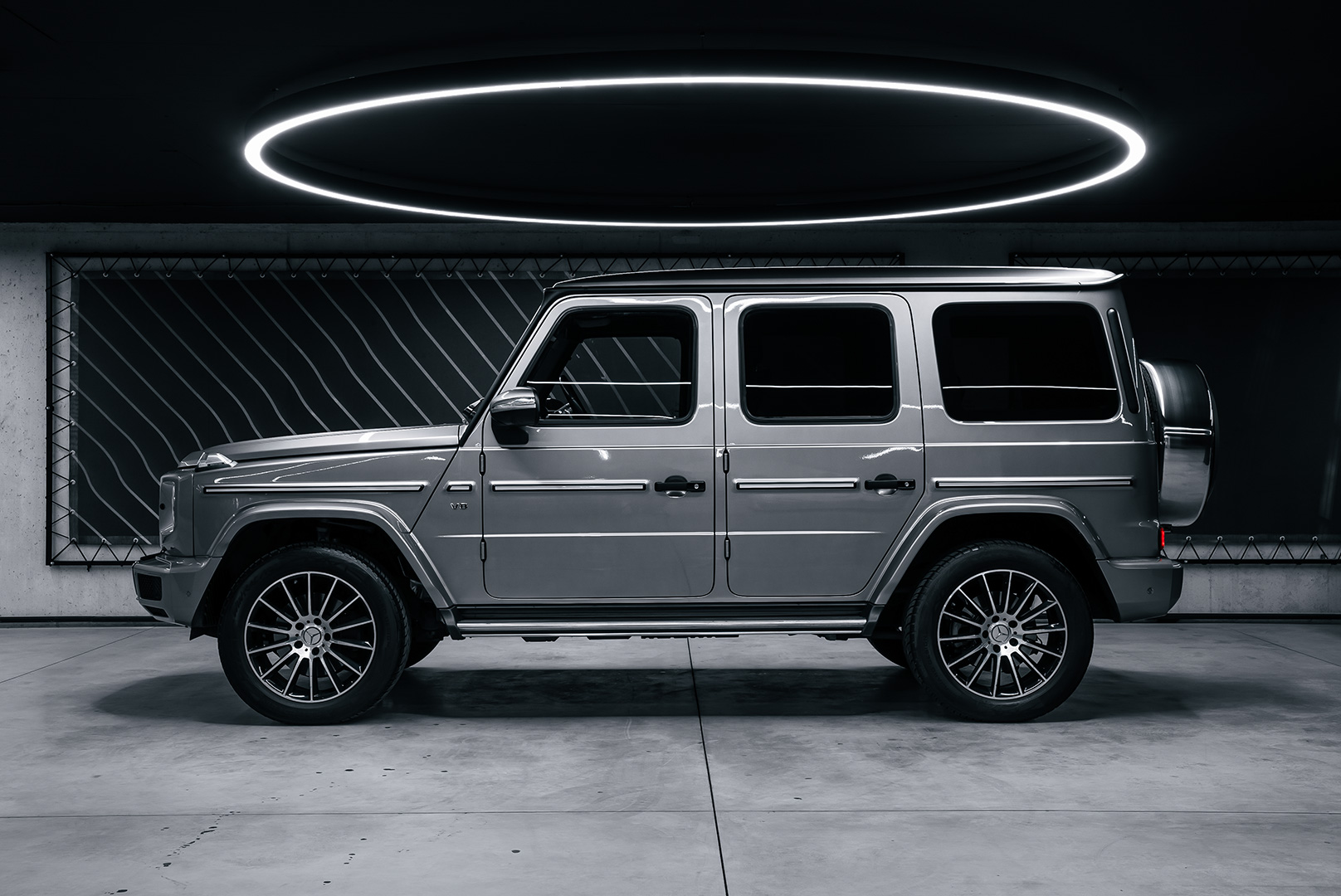 MERCEDES-BENZ G 500 AMG