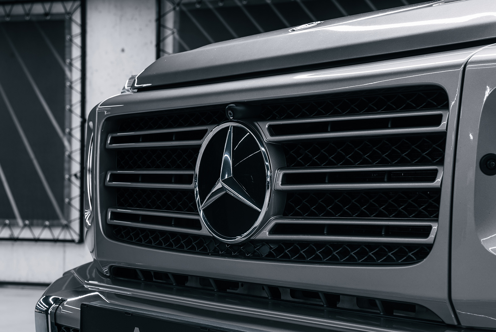 MERCEDES-BENZ G 500 AMG