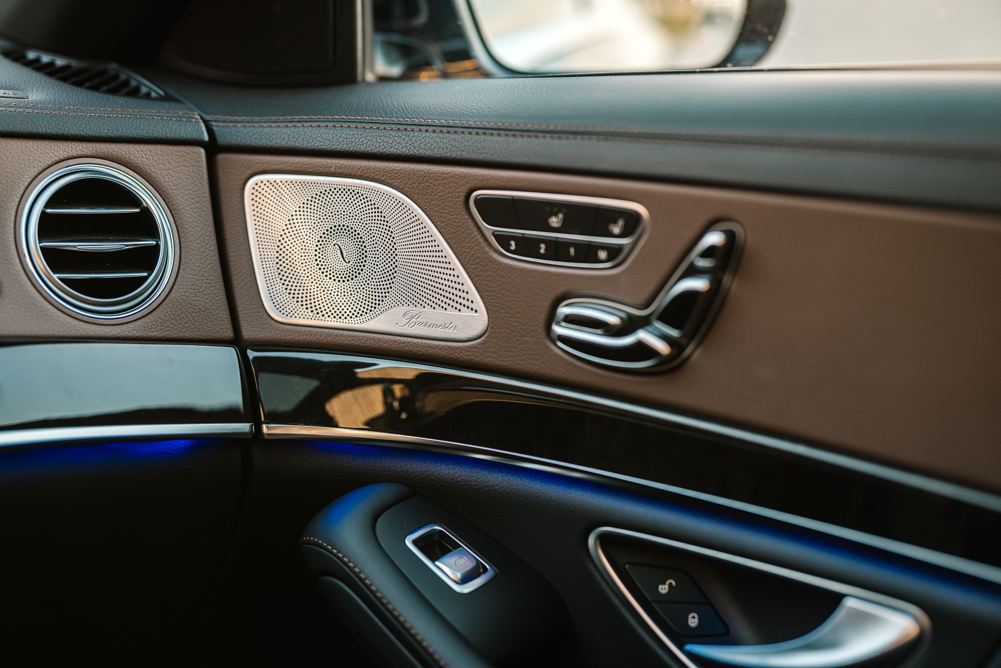 MERCEDES-BENZ S 500