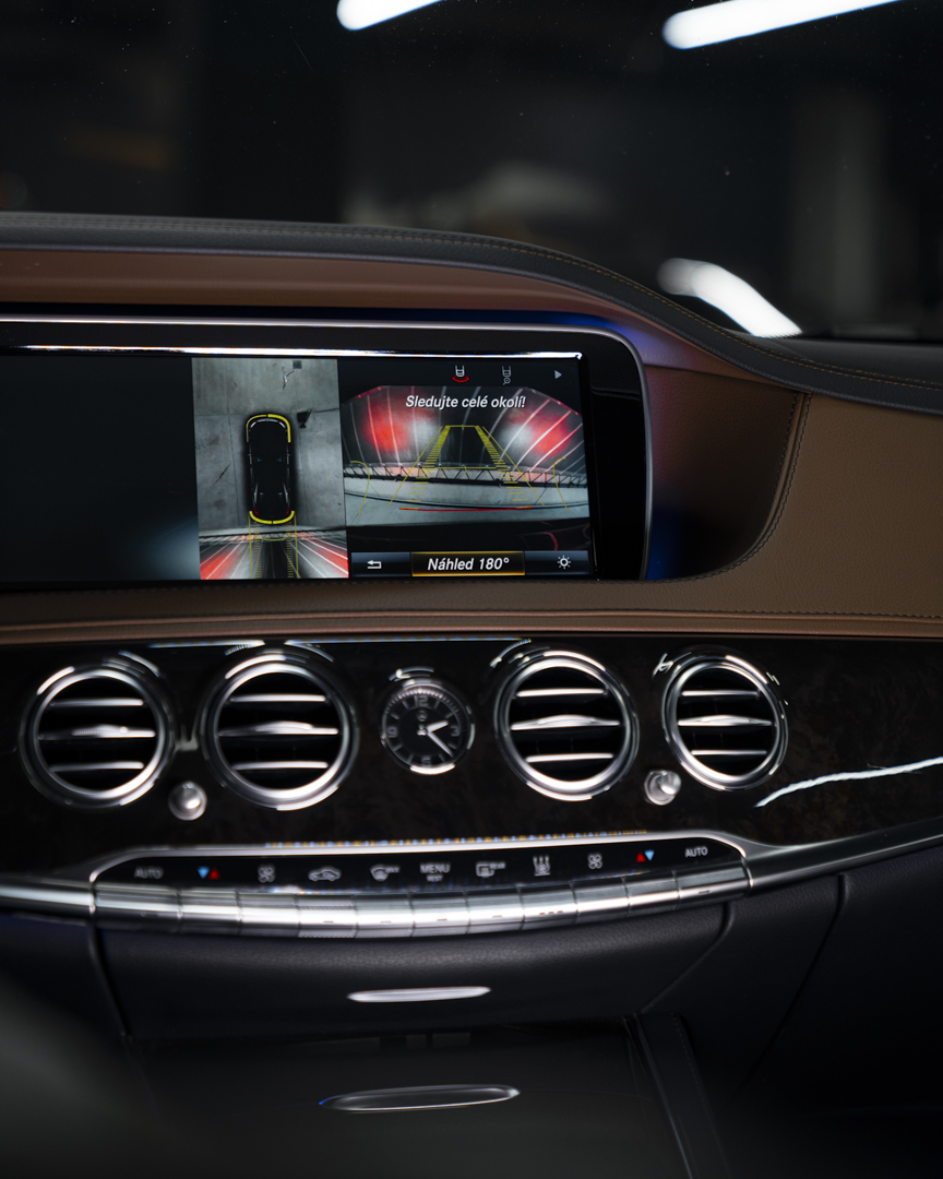 MERCEDES-BENZ S 500