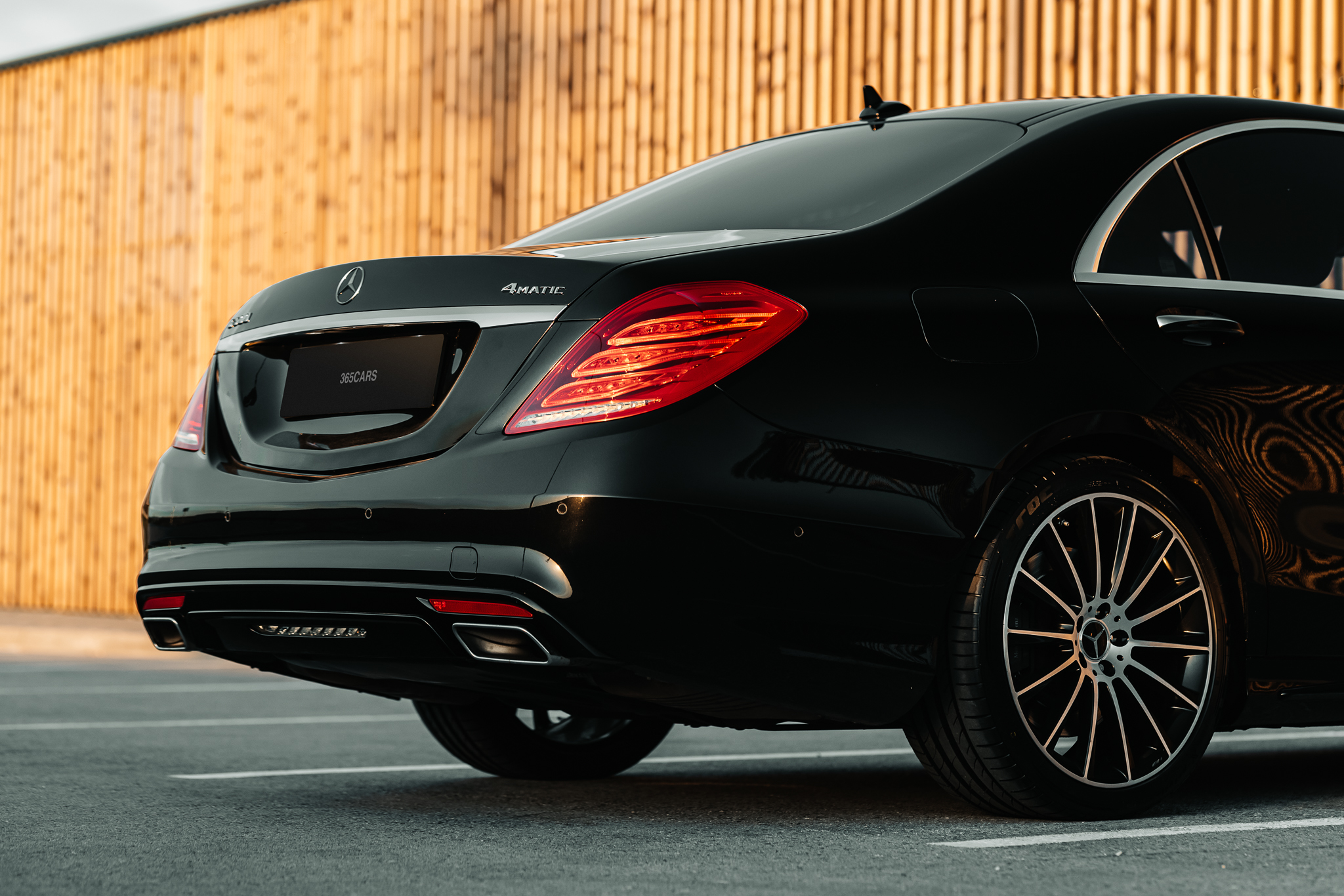 MERCEDES-BENZ S 500